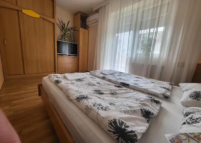 Jozsef Attila Apartment