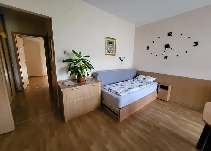 Jozsef Attila Apartment *