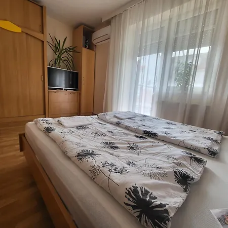 Jozsef Attila Apartment