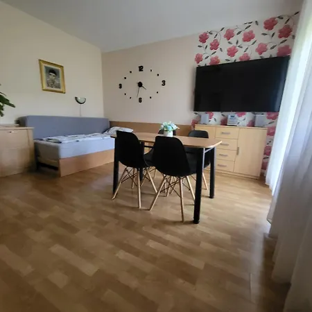 Jozsef Attila 公寓 *